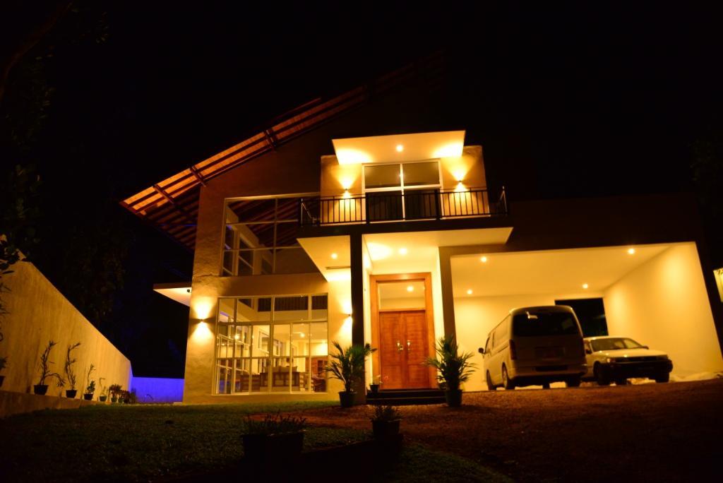 Siri Tropical Retreat Villa Hikkaduwa Exterior photo