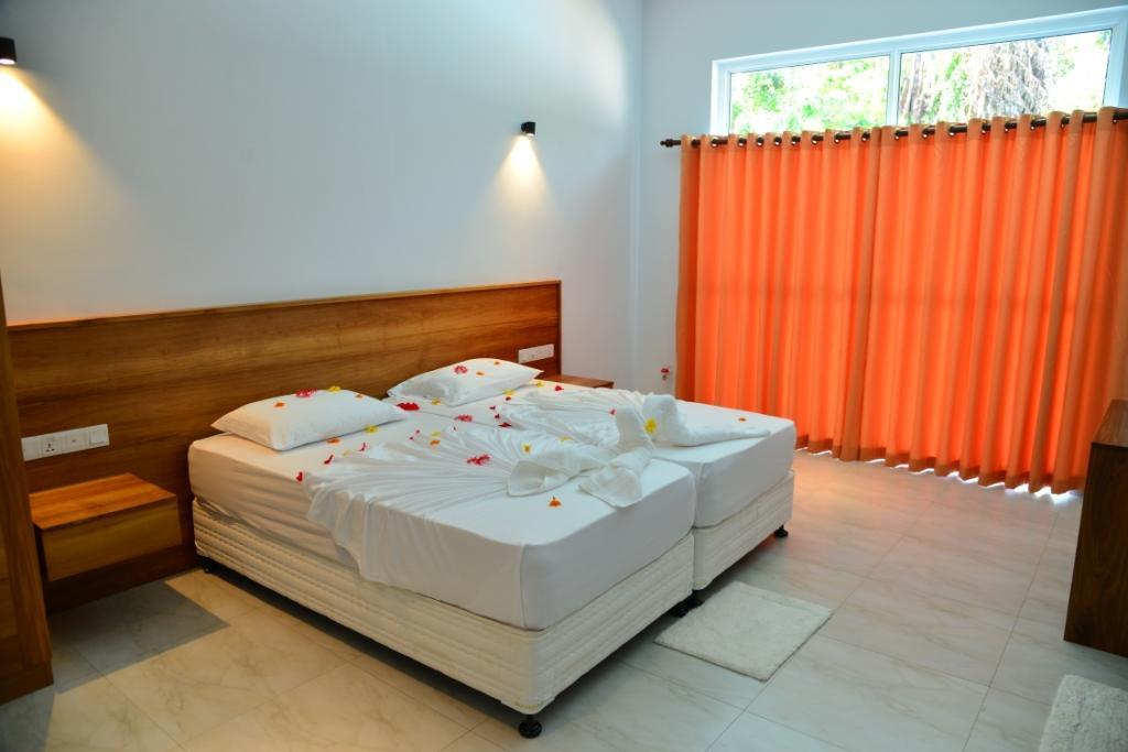 Siri Tropical Retreat Villa Hikkaduwa Exterior photo